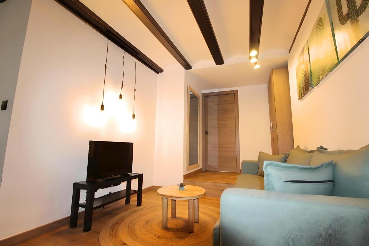 Increible Apartamento Con Terraza Al Lado De Torres De Quart 瓦伦西亚 外观 照片
